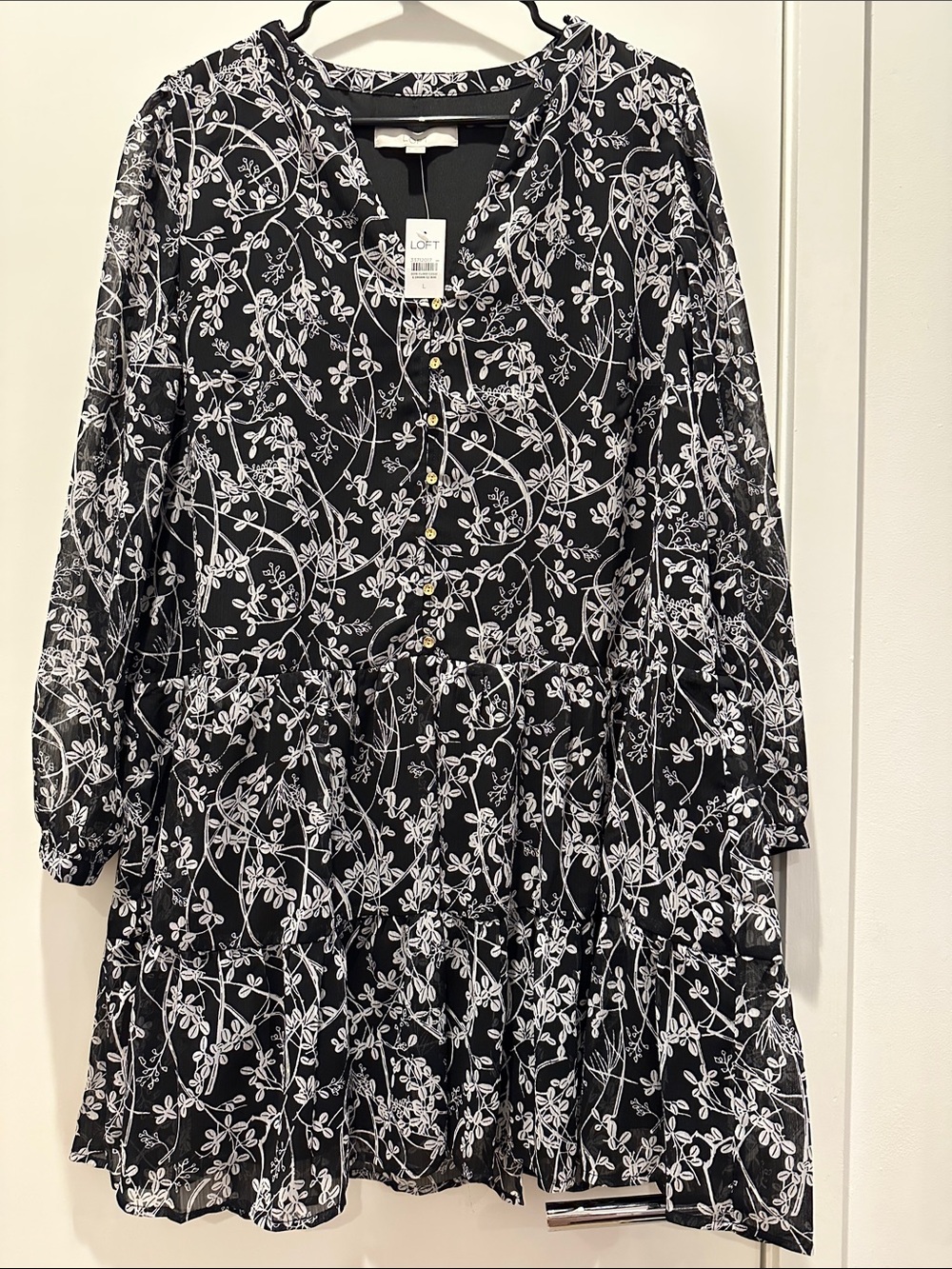LOFT Black & White Floral Tiered Button-Front Dress